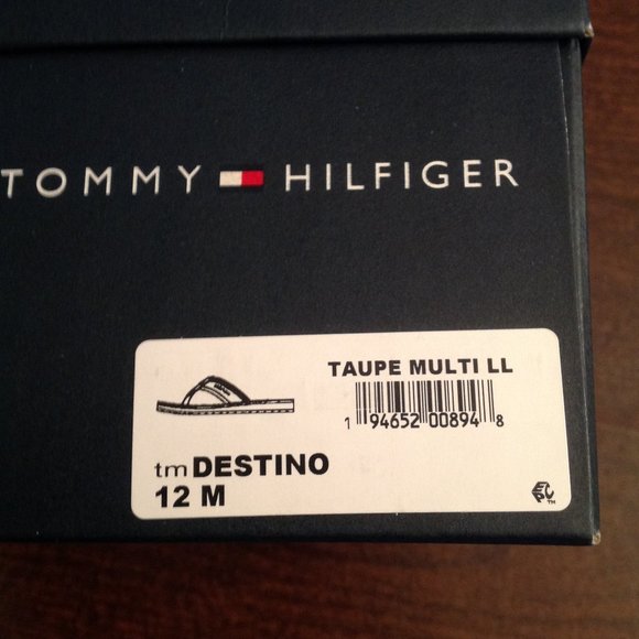 Tommy Hilfiger Men\'s Destino Taupe Flip Flop Sandals - 12M - New in  Box